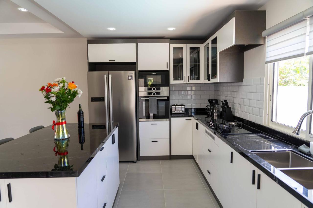Spacious 3Br Home With Own Private Cozy Pool Koolbaai ภายนอก รูปภาพ
